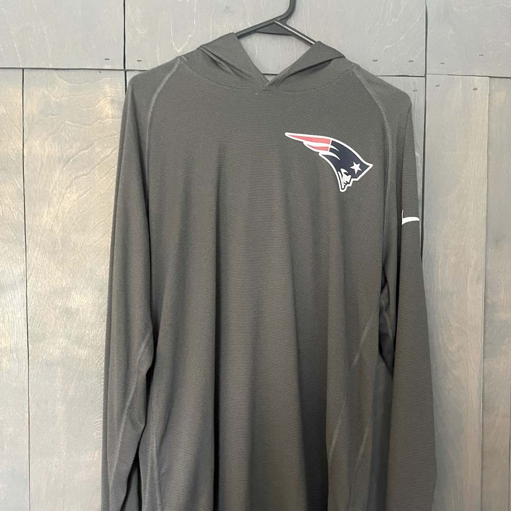 UNISEX XL Nike Dri-fit Patriots Longsleeve